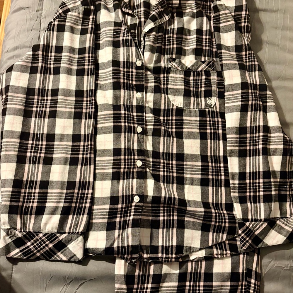 Victoria's Secret Black, White and Pink Checkered Pajama Set (L)